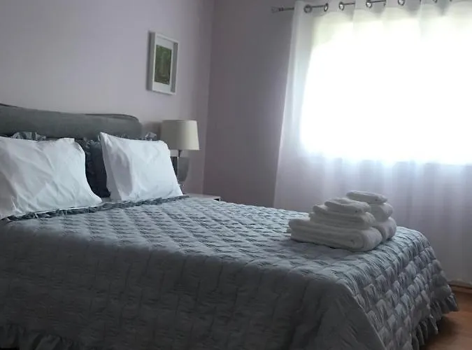 Bed & Breakfast Camelias Guimarães